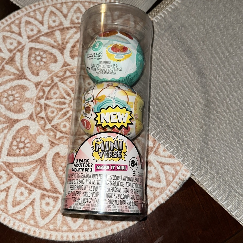 Mini verse  toy